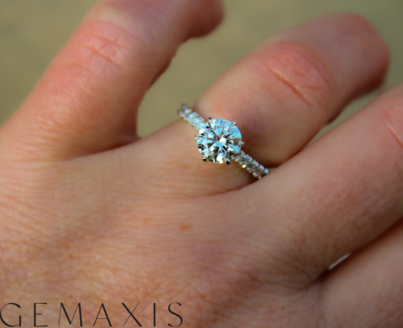 White Gold Round Lab-Grown Diamond Engagement Ring - Image 3