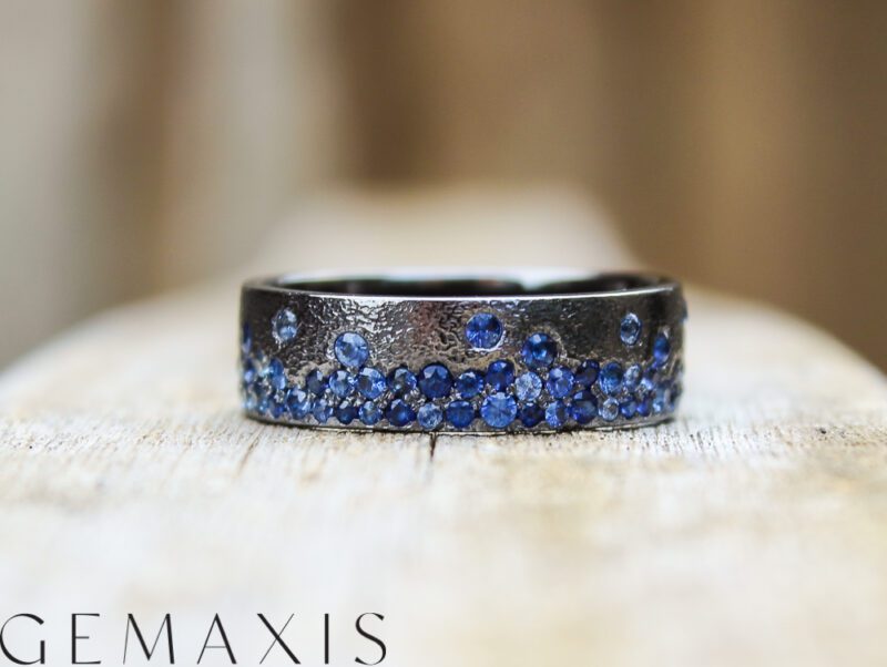 Mens Rip Tide Sapphire Wedding Ring - Image 4